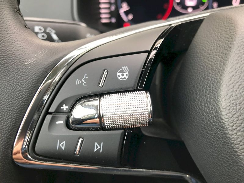 Škoda Karoq (2024) 1.5 TSI /110KW / 6MP / Style - fotka 9 z 28