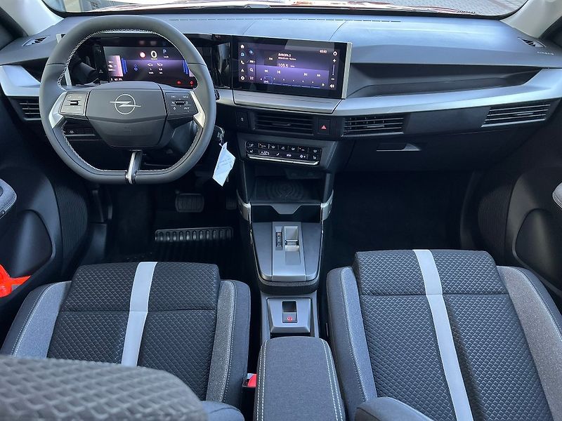 Opel Frontera GS HYBRID 107 kW/145 HP + ZP - fotka 14 z 28