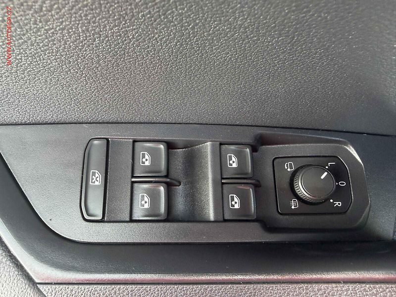 Škoda Karoq (2022) 1.5 TSi, 2.maj,ČR, SportLine - fotka 11 z 19