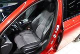 Mercedes-Benz Třídy E 300d 4MATIC DIS+ / 360° / NezT - náhled 9