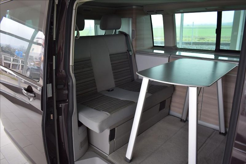 Volkswagen California 2,0 TDI, NAVI,serviska, - fotka 14 z 44