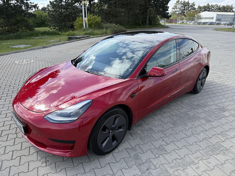 Tesla Model 3 STANDARD PLUS - fotka 1 z 18