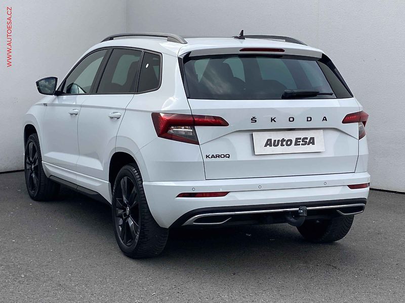 Škoda Karoq (2021) 1.5 TSi, SportLine, DSG - fotka 6 z 19