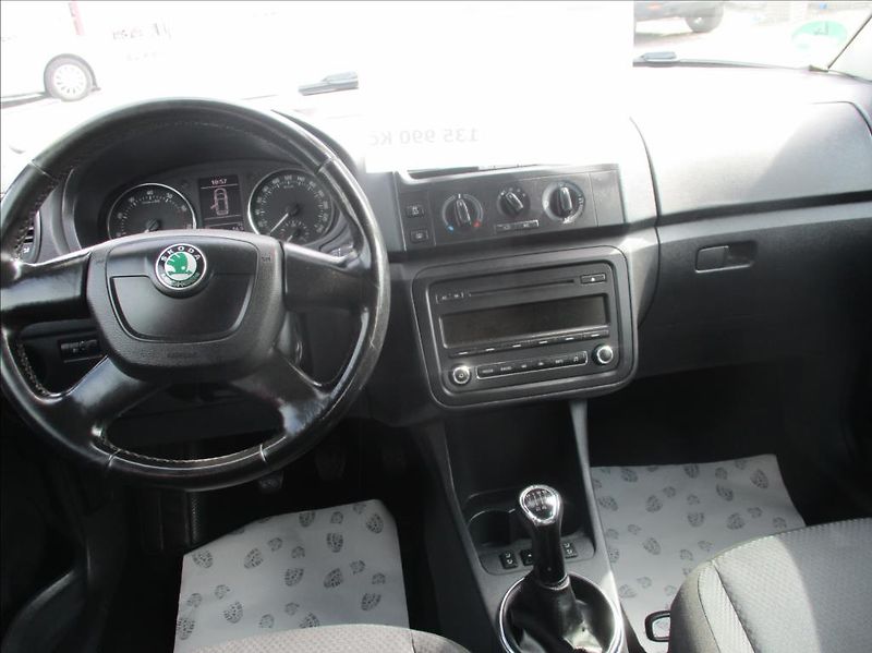 Škoda Fabia 1,2 i, Eleg.,aut.klima,servis, - fotka 16 z 43
