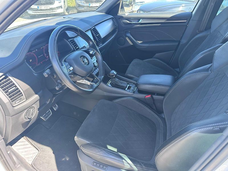 Škoda Kodiaq 2.0 TDI 4X4 DSG SportLine - fotka 9 z 18