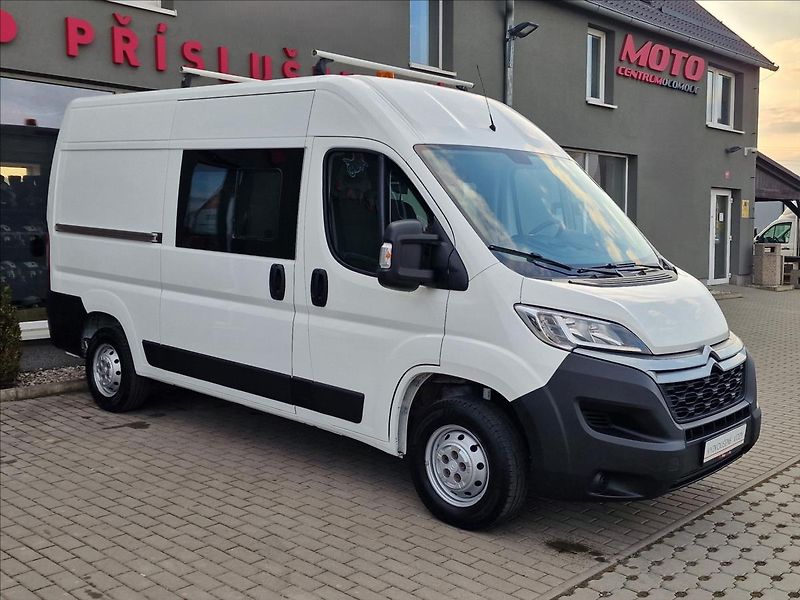 Citroën Jumper 2.2HDI L2H2 6-míst,ČR,1.Maj. - fotka 2 z 45