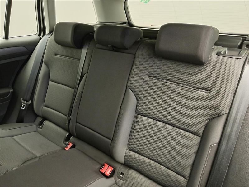 Volkswagen Golf 1,5   TGI Comfortline - fotka 11 z 16