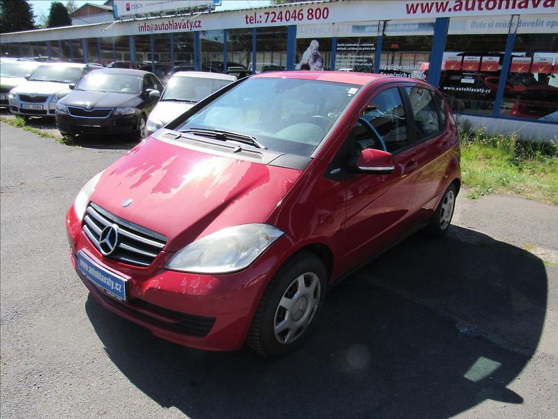 Mercedes-Benz Třídy A 1,5 A 150 Jupiterrot 70KW - fotka 1 z 24