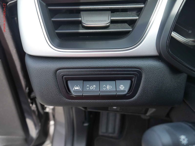 Renault Captur (2024) 1.3TCe, 1.maj,ČR, Techno - fotka 13 z 24