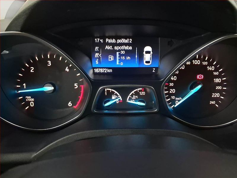 Ford Kuga (2017) 1.5 TDCi, Tempomat - fotka 11 z 21