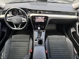 Volkswagen Passat 2,0 TDI Elegance DSG - náhled 8
