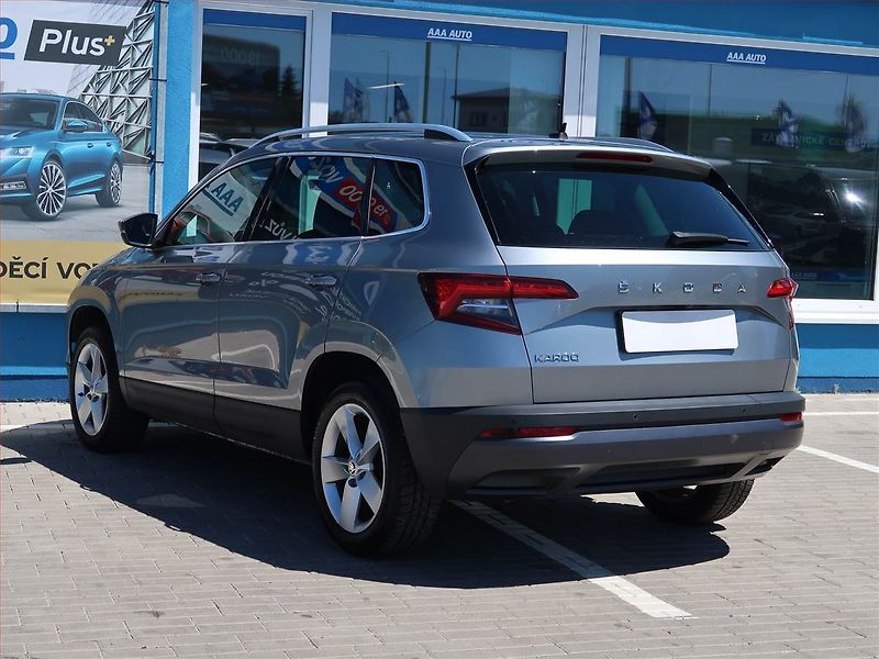 Škoda Karoq (2019) Style 1.5 TSI - fotka 4 z 22