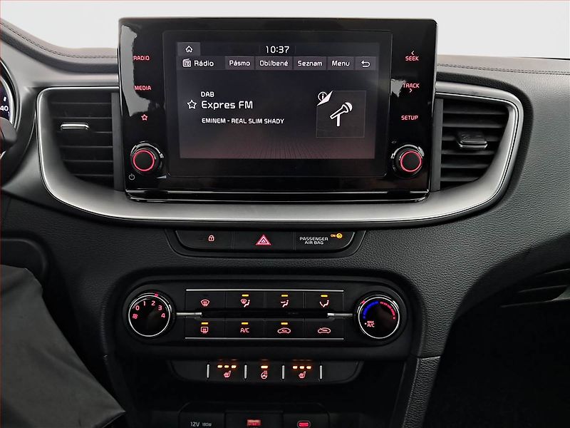 Kia Ceed (2023) Spin 1.0 T-GDI, SPIN, DPH - fotka 12 z 23