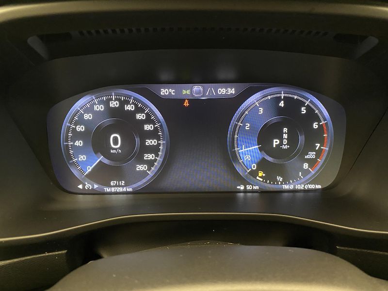 Volvo XC40 T4 MOMENTUM AUT CZ - fotka 26 z 42