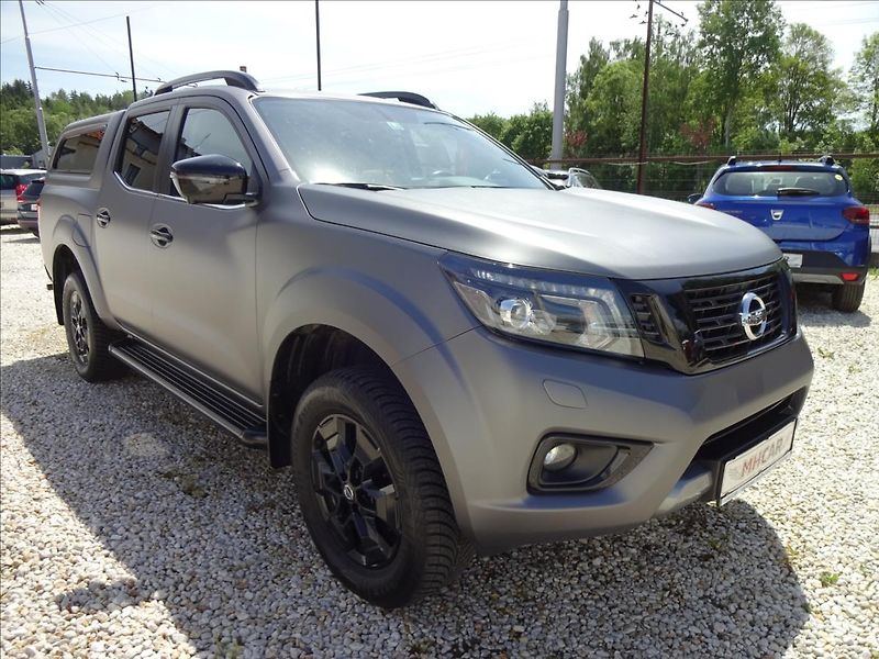 Nissan Navara 2,3 dCi 140 kW 4x4 Automat - fotka 9 z 60