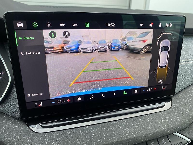 Škoda Octavia Combi 1,5 TSI Top Selection - fotka 18 z 29
