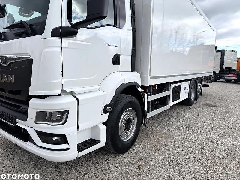 MAN TGS (2023) 26.430 6x2 chlaďák EURO 6 - fotka 8 z 21