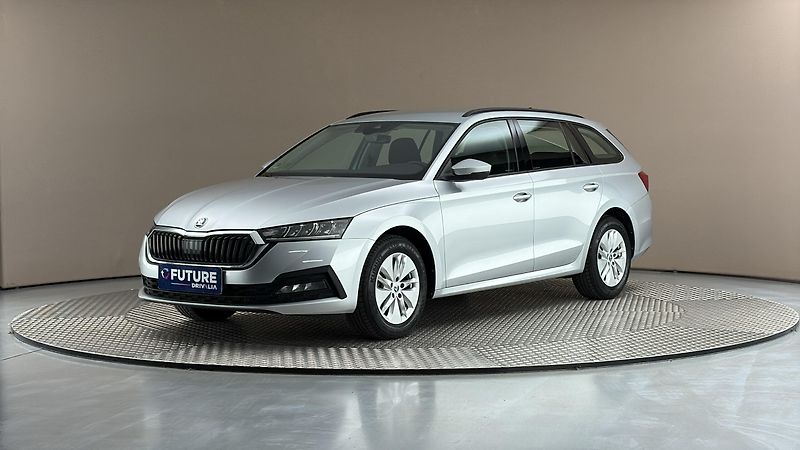 Škoda Octavia 2.0 TDI Ambition Combi - fotka 1 z 25
