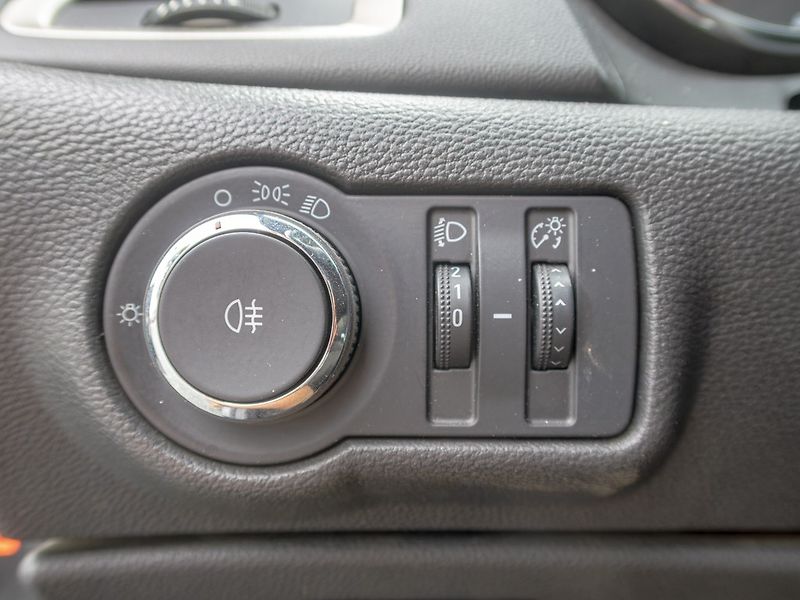 Opel Astra (2012) 1.4i 16V 74KW – SERVISKA - fotka 15 z 45