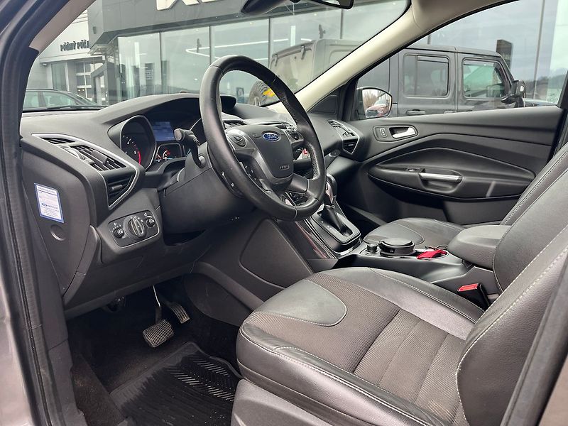 Ford Kuga 2.0 TDCi 120kW TITANIUM AT6 4x - fotka 5 z 11