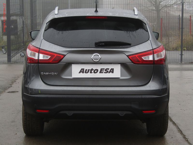 Nissan Qashqai (2016) 1.2 DiG-T 4X2, N-Connecta - fotka 5 z 18