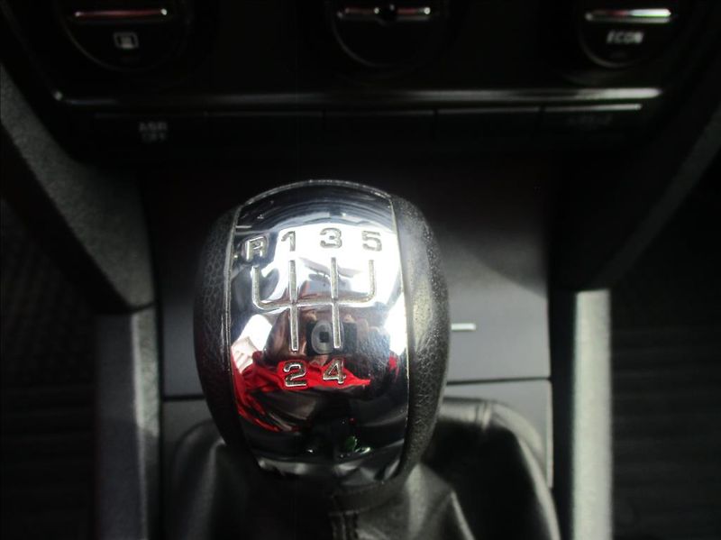 Škoda Octavia 1,6 i, Eleg,aut.klima,s.kn.,CZ - fotka 19 z 39