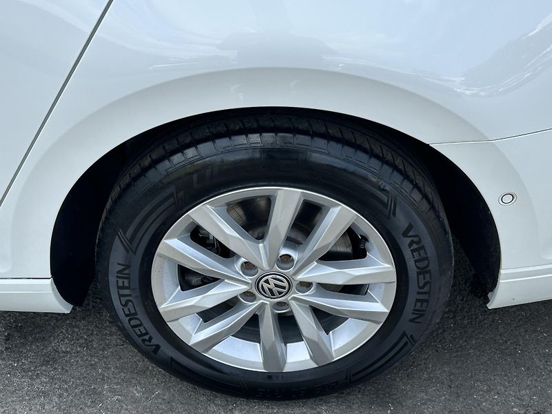 Volkswagen Passat (2020) 1.5TSI/110kW *DSG * LED*  - fotka 43 z 43