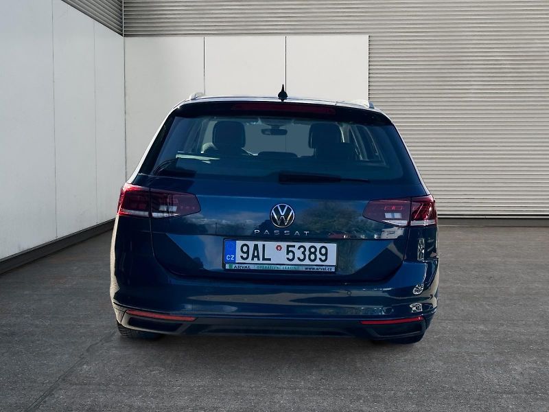 Volkswagen Passat (2022) BUSINESS 1.5TSI 110kW DSG CZ  - fotka 5 z 11