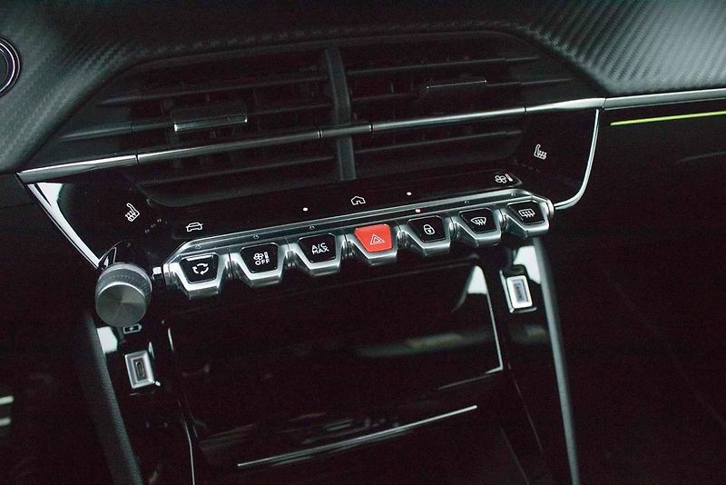 test Peugeot 208 hybrid