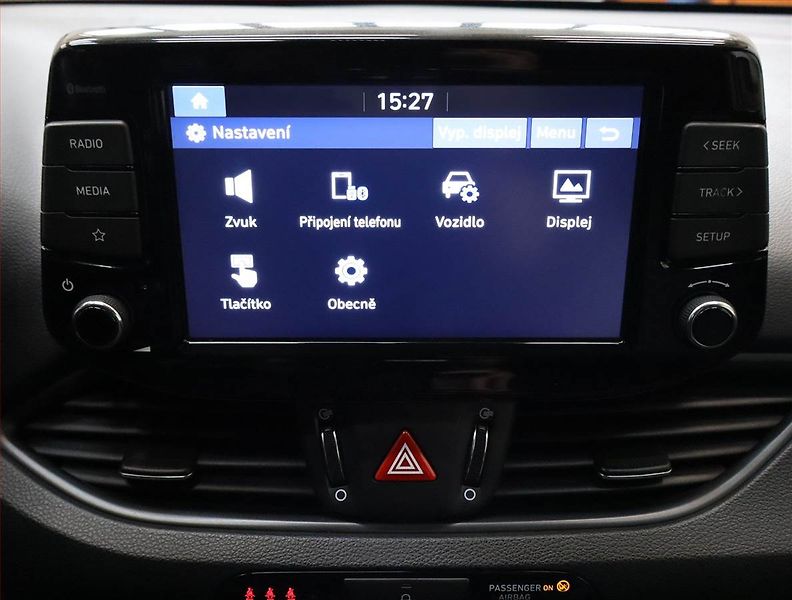 Hyundai i30 (2021) 1.6 CRDi, ČR,1.maj, Serv.kniha - fotka 16 z 22