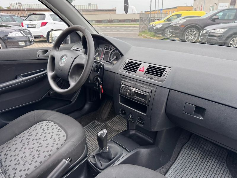 Škoda Fabia (2005) 1,2 HTP 40 KW STK - fotka 36 z 47