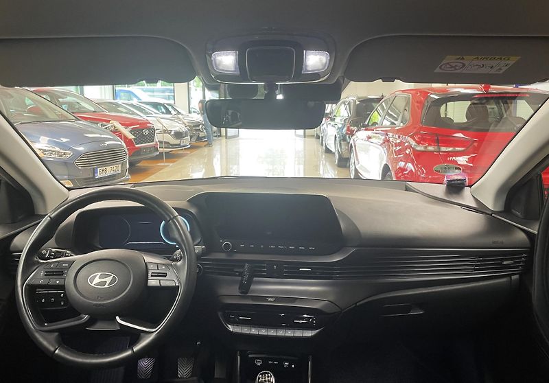 Hyundai i20 1.0 T-GDI, 73 kW, ČR, 1. MAJ. - fotka 13 z 29