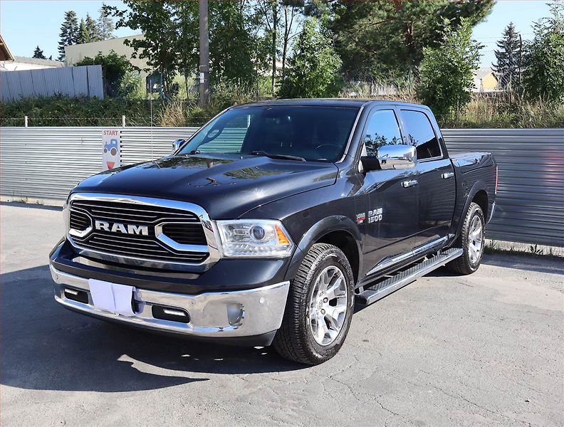Dodge RAM (2018) 5.7 V8 HEMI - fotka 2 z 23