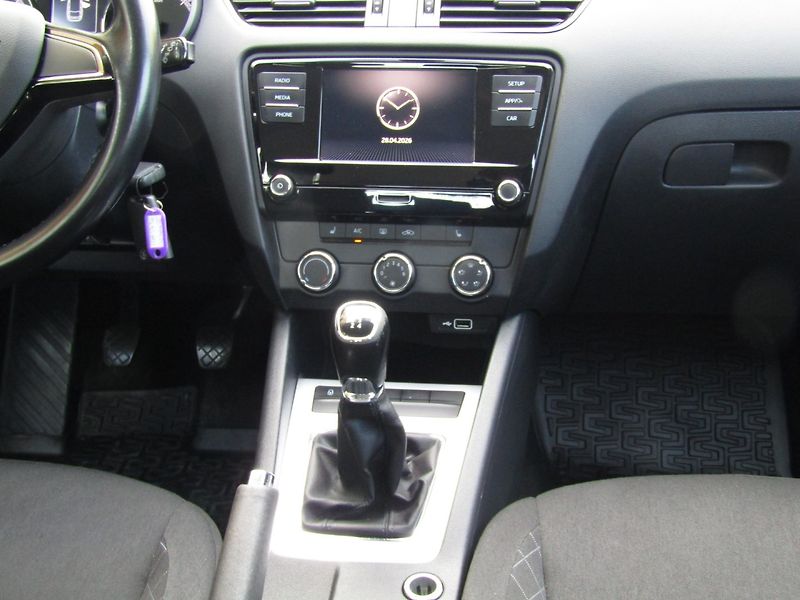 Škoda Octavia (2020) 1.6 TDI 85kW  TOP QUALITY - fotka 17 z 39