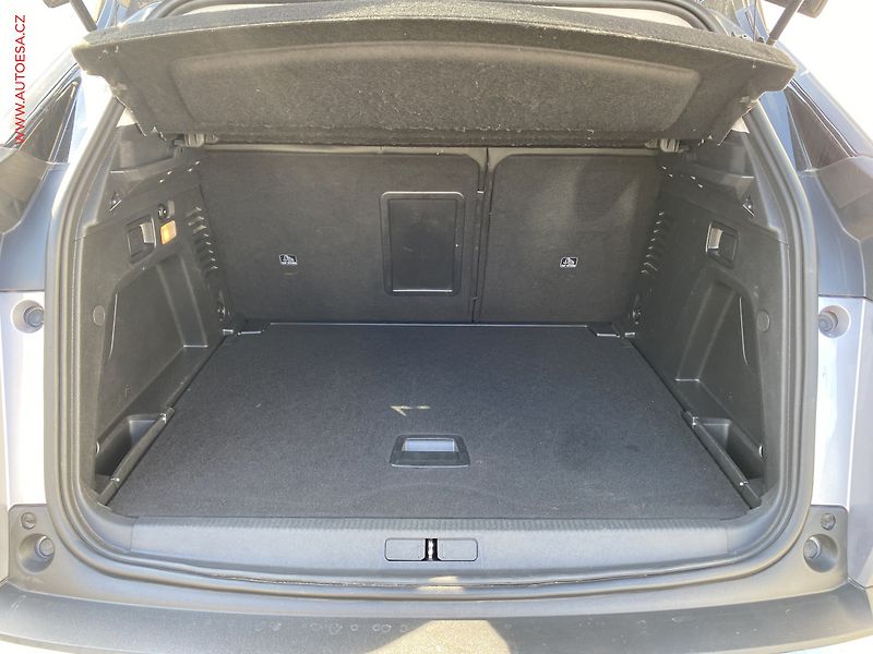 Peugeot 3008 (2020) 1.2PT, Crossway, AT, TZ, navi - fotka 7 z 20