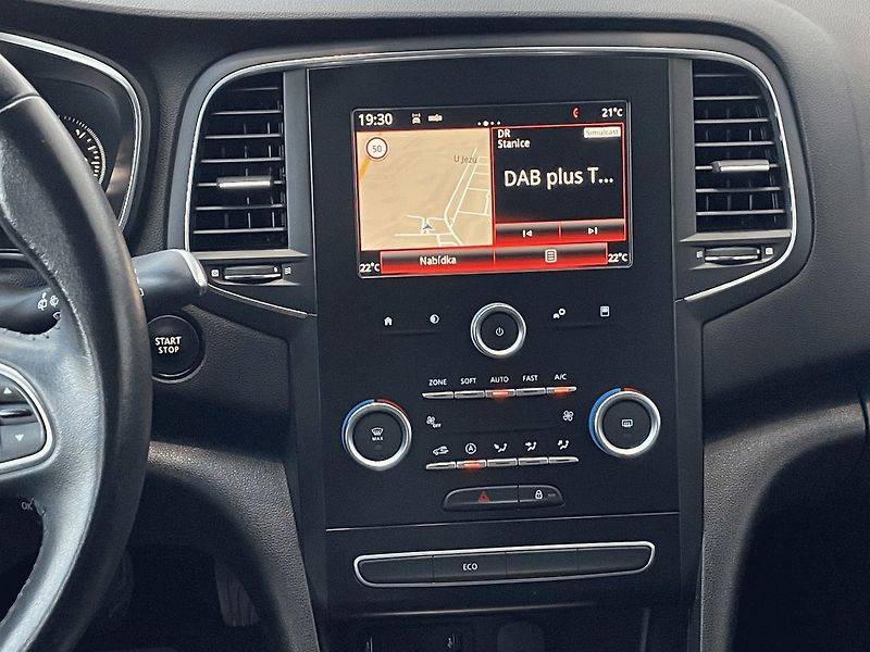 Renault Mégane (2017) Grandt. LIMITED 1,6SCe 115k - fotka 13 z 22