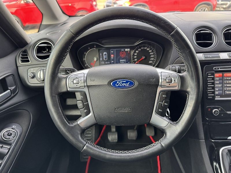 Ford Galaxy (2013) 2.0TDCi Titanium Navi Tažné Z. - fotka 7 z 46