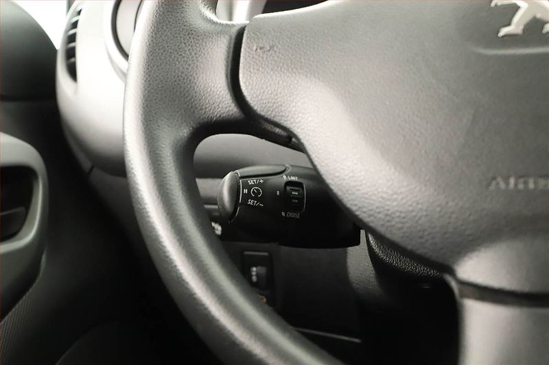 Peugeot Partner (2018) Active 1.6 BlueHDi, 5Míst, ČR - fotka 11 z 11
