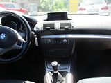 BMW Řada 1 (2006) 120 2,0 D - náhled 6