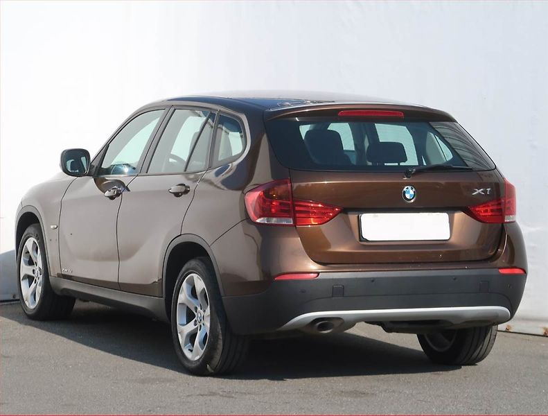 BMW X1 (2013) xDrive18d, 4X4, Automat - fotka 4 z 19