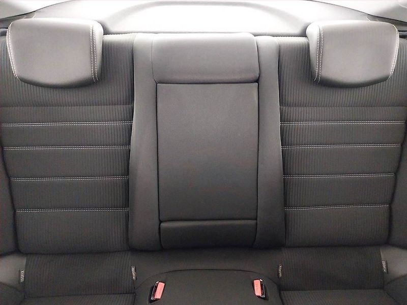Renault Laguna (2011) 2.0 dCi, Serv.kniha, Navi - fotka 10 z 21