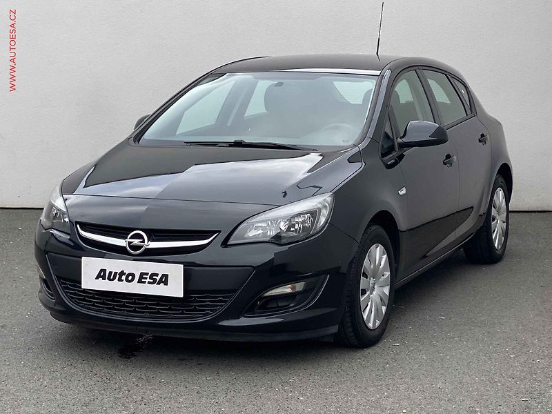 Opel Astra (2015) 1.6i, Selection, +kola - fotka 3 z 17
