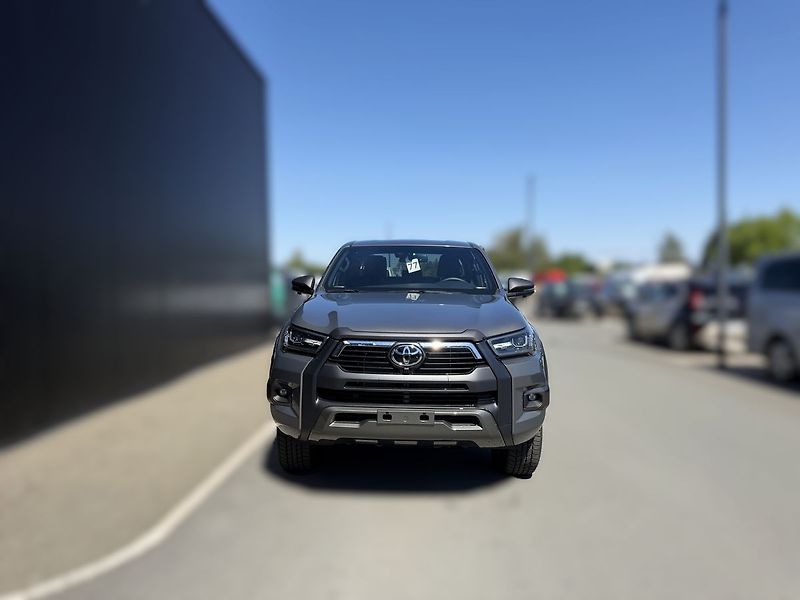 Toyota Hilux (2025) Invincible - fotografie inzerátu