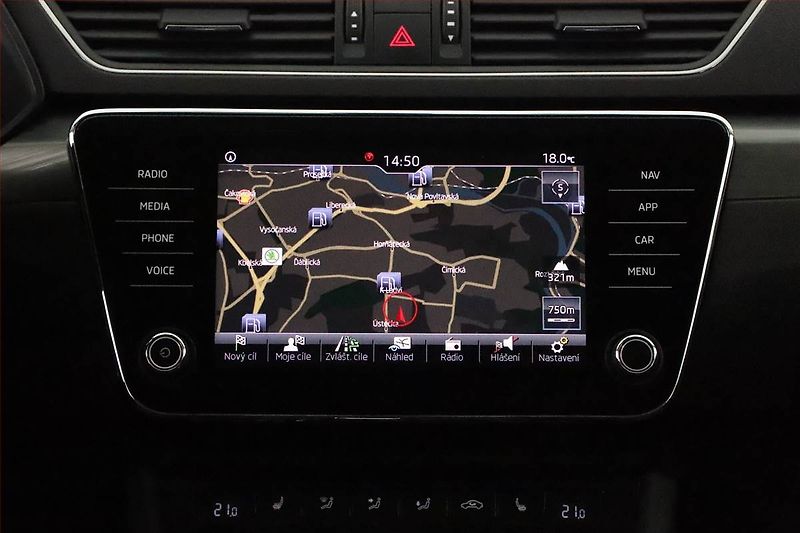 Škoda Superb (2019) 2.0 TDI, 4X4, Automat, Navi - fotka 13 z 18