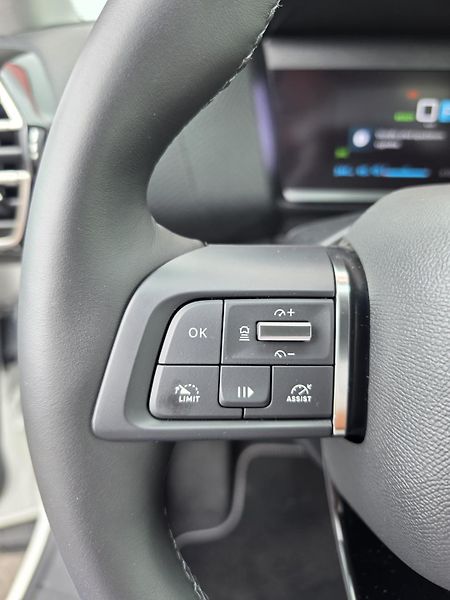 Citroën ë-C4 100kW 50kWh SHINE Panorama DPH - fotka 11 z 29