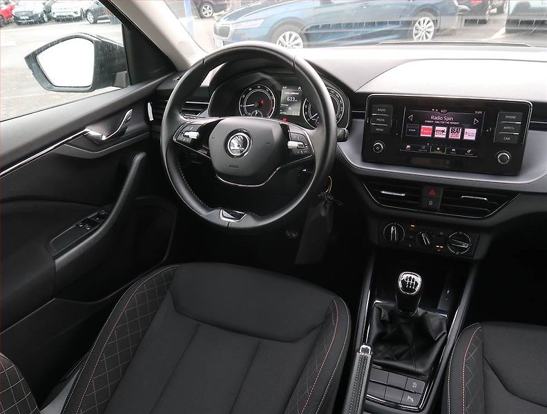 Škoda Kamiq (2022) Ambition Plus 1.0 TSI - fotka 7 z 20