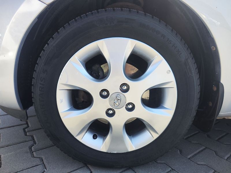 Hyundai i20 1.2/57kW Inclusive Plus - fotka 21 z 28