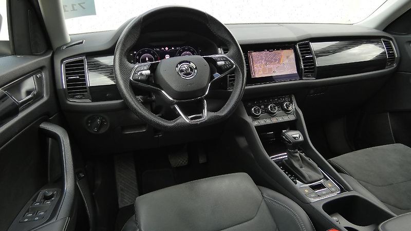 Škoda Kodiaq 2,0 TSI DSG 4x4 STYLE - fotka 5 z 26