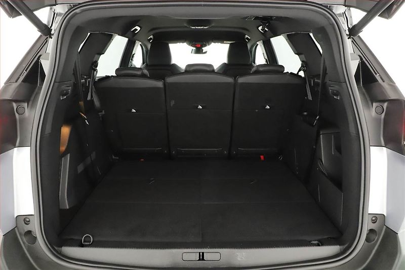 Peugeot 5008 (2023) GT Line 1.5 BlueHDi - fotka 20 z 21