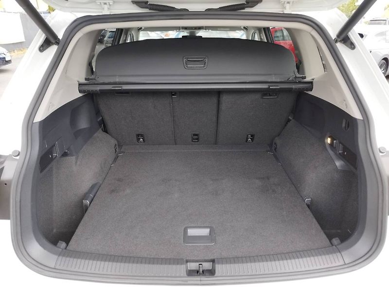 Volkswagen Tiguan Allspace (2021) Highline,2.0 TDI,147kW,DSG,4Mo - fotka 21 z 25